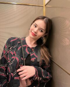 แอลลี่ (12)