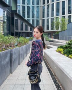 แอลลี่ (13)