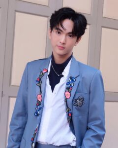 คอปเปอร์ เดชาวัต (6)