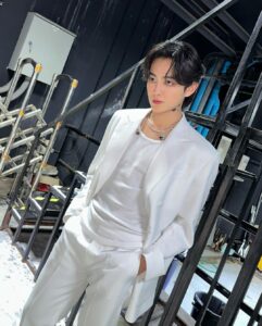 ชุติวัฒน์ (13)