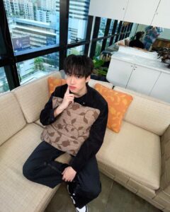 อลัน พศวีร์ (26)