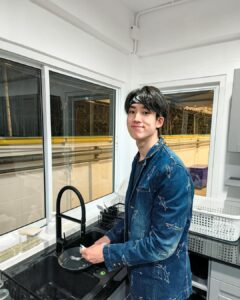 อลัน พศวีร์ (27)